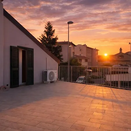 La Corte Urbana 48a Parking 公寓 利沃诺